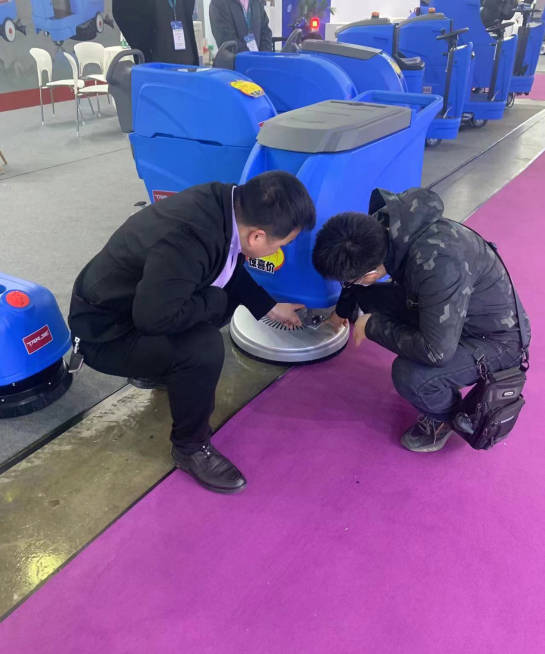 株洲小型电动洗地机是否适合用于环卫保洁